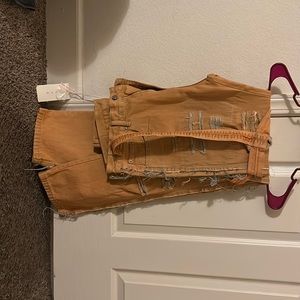 Brand: mnml ( popular brand)